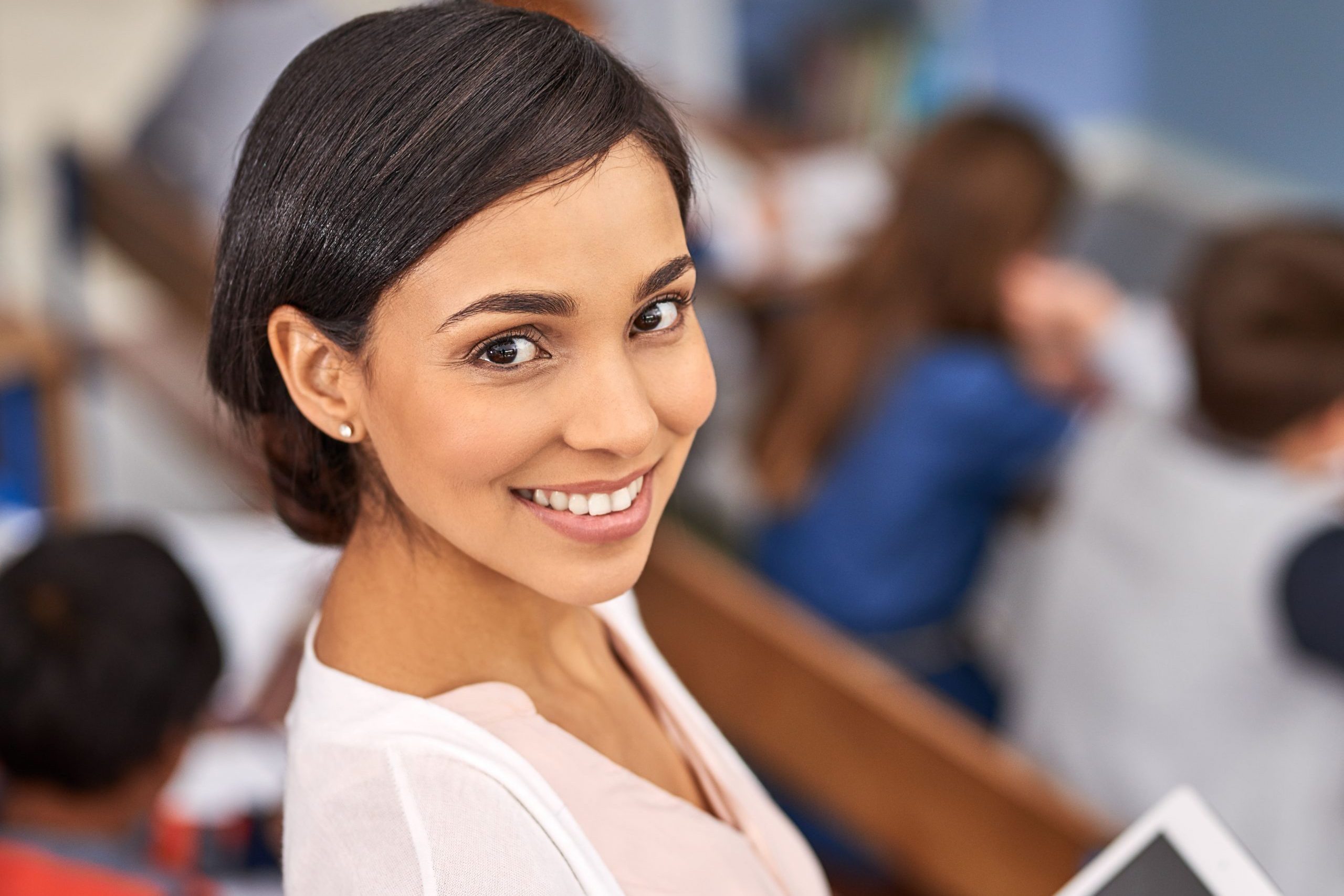 Copia de helping-her-students-with-the-help-of-technology-2024-09-19-19-10-11-utc